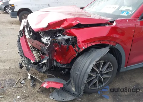 2018 Mazda Cx-5 Grand Touring z USA, uszkodzony, nr VIN JM3KFBDM8J0379032